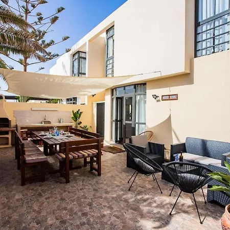 Lanzabur Villa Costa Teguise